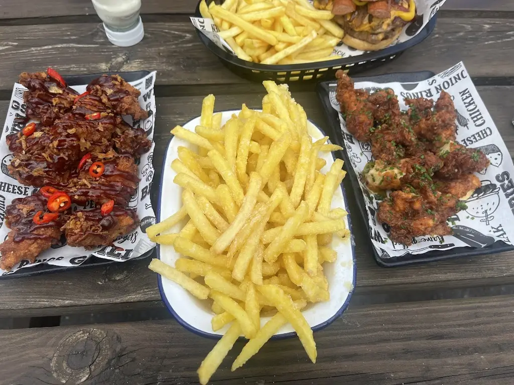 Arlene Scott_Smashed Kitchen_Ruddington_recensione