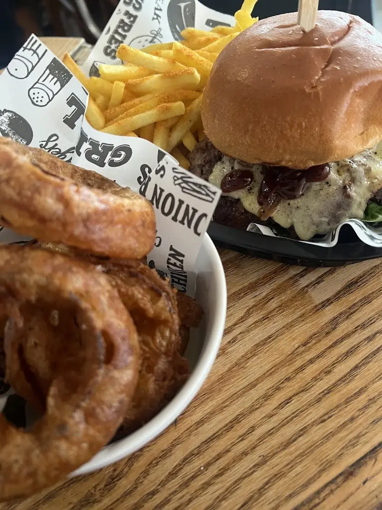 Callum King_Smashed Kitchen_Ruddington_recensione