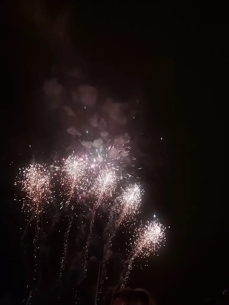 lorrain neal_Almondsbury Creative_Almondsbury_review