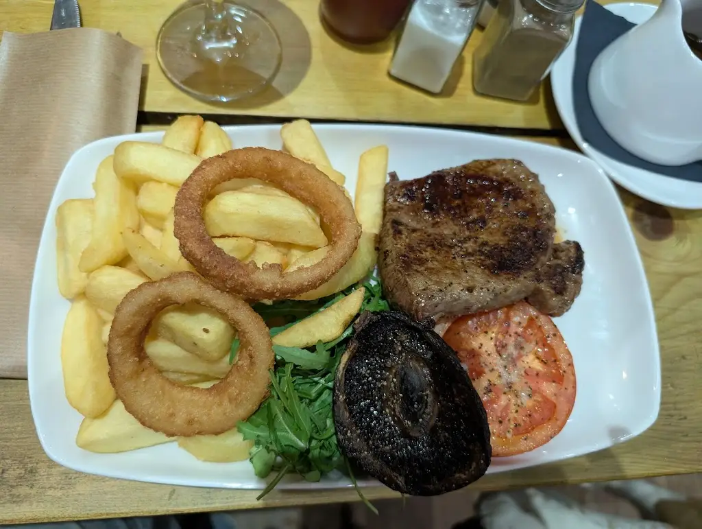 Elena V_The Frame Breakers_Ruddington_review