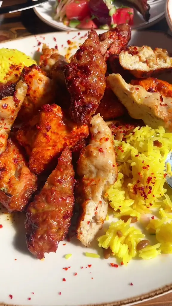 The Meldiz Turkish & Mediterranean Restaurant_Basingstoke_slider_image_2