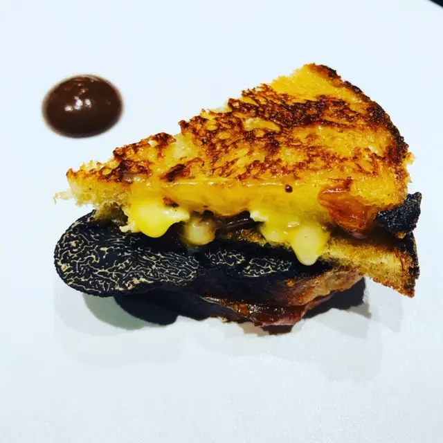 Restaurant Sat Bains with Rooms_Ruddington_slider_image_3