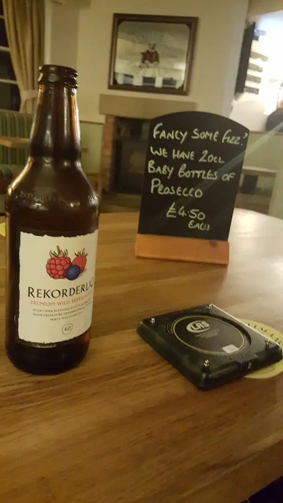 Menu_Three Crowns_Ruddington_image_3