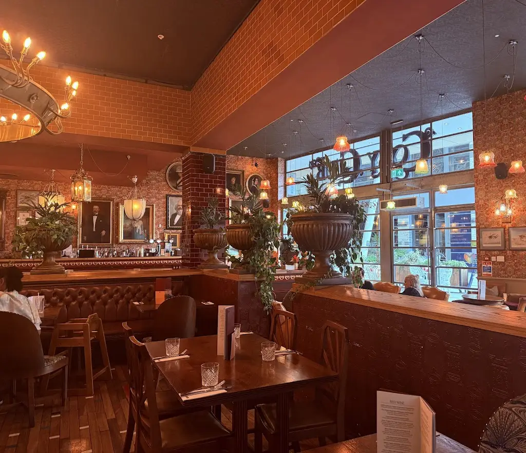 Cosy Club_Basingstoke_slider_image_3