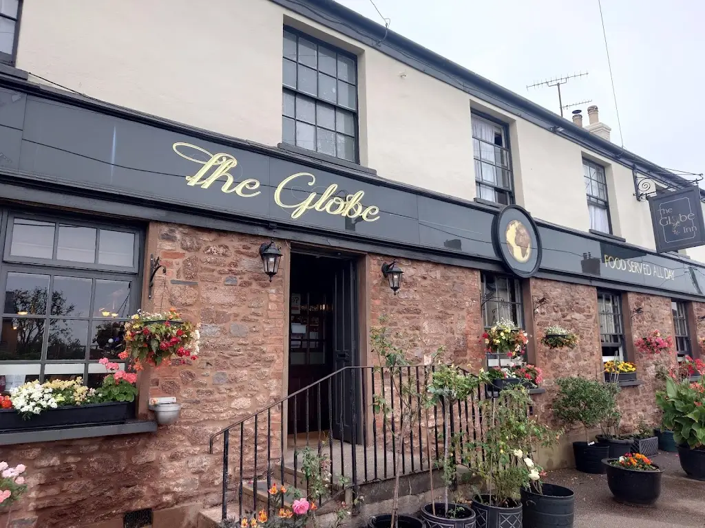 The Globe Inn_Sampford Peverell_slider_image_1