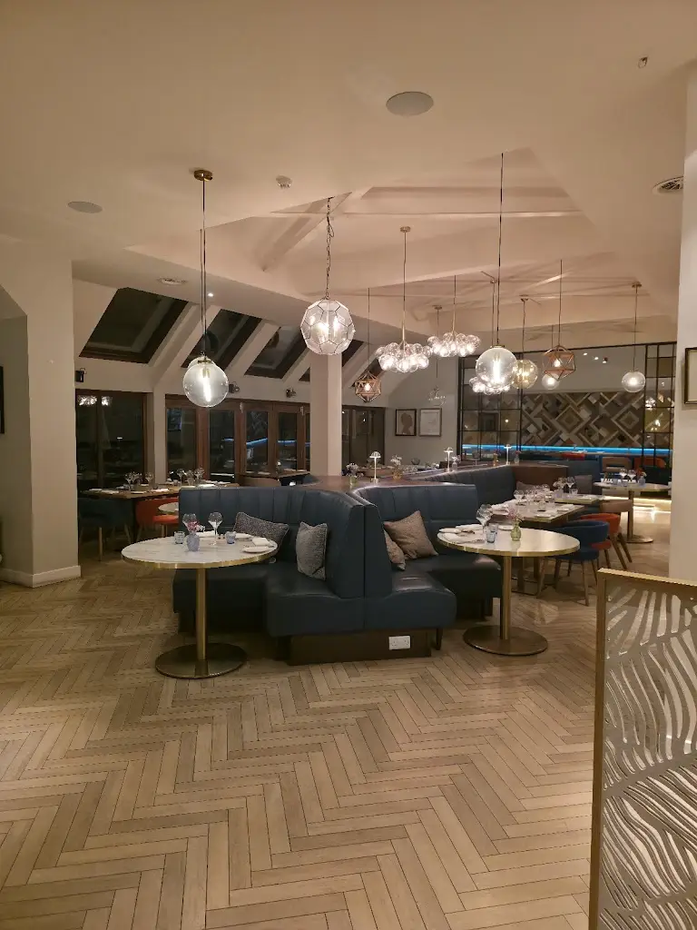 The Palm Brasserie_Basingstoke_slider_image_2