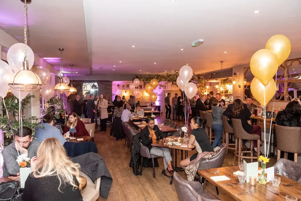 The Lewisham Bar & Restaurant_Sandwell_slider_image_1