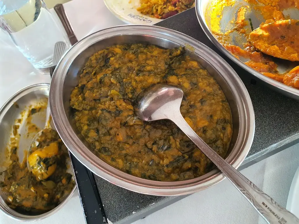 Aleur Rahman_The Gandhi in Sandy_Sandy_review