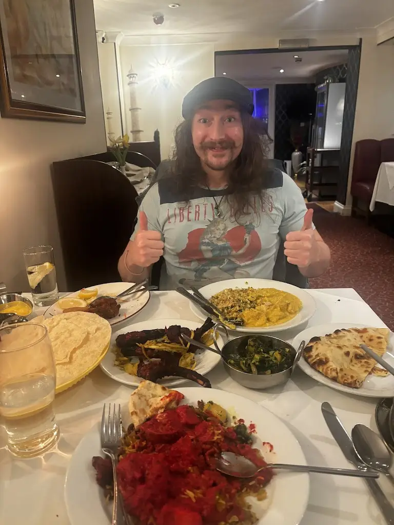 Emma Wright_Tajmahal Restaurant_Sandy_review