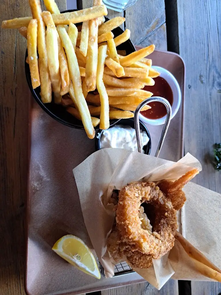 Peter Lai_The Ferry Inn_Salcombe_review