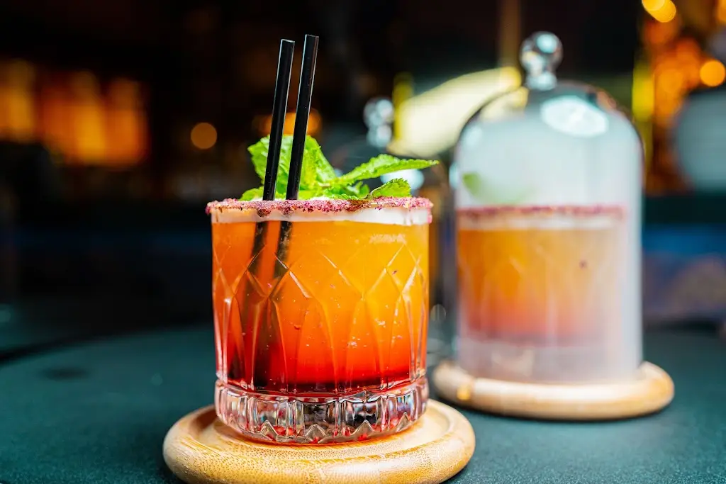 Reis Grill & Bar_Ruislip_slider_image_3