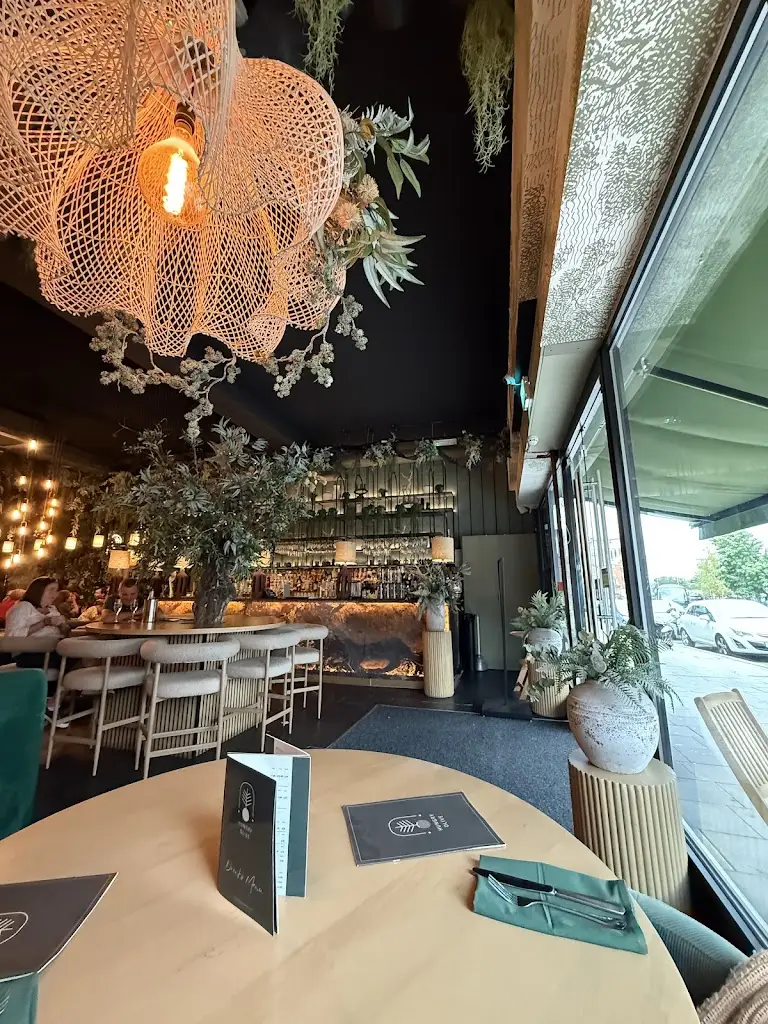 Hungry Olive - Ruislip_Ruislip_slider_image_3