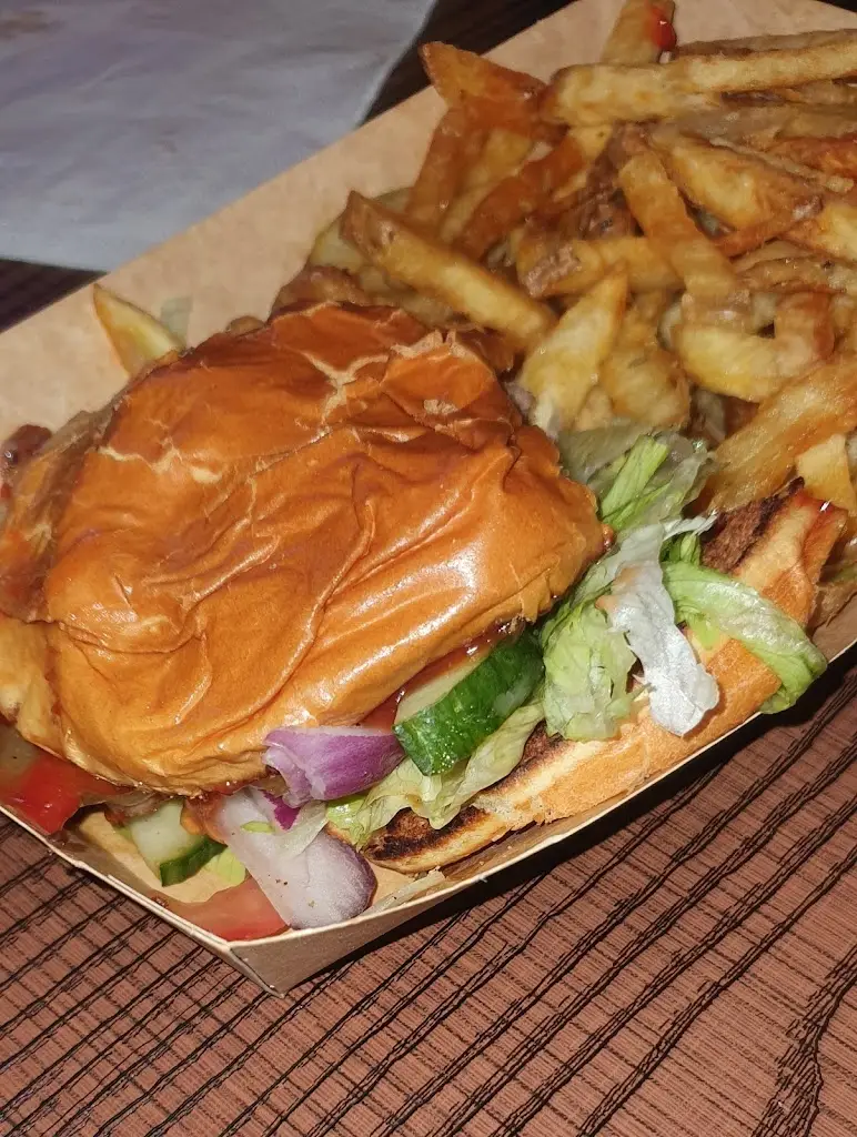 Latisha Johnson_Festival Street Kitchen_Basingstoke_reseña