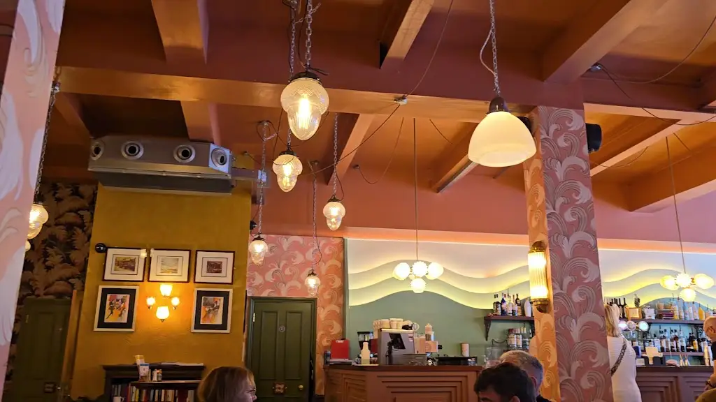 Granero Lounge_Ruislip_slider_image_2