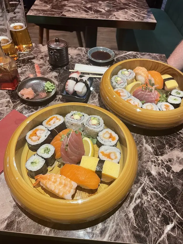 elacia vaughan_Yamazaki Sushi Bar_Basingstoke_review