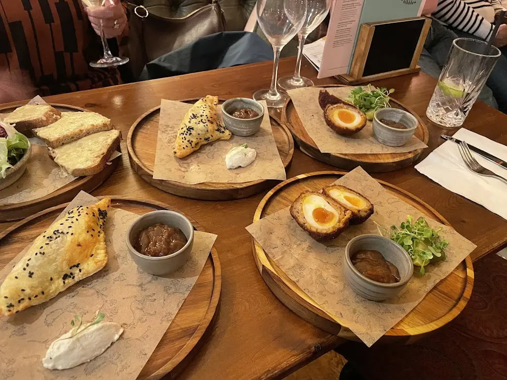 Rishi Kansara_The White Bear_Ruislip_Bewertung