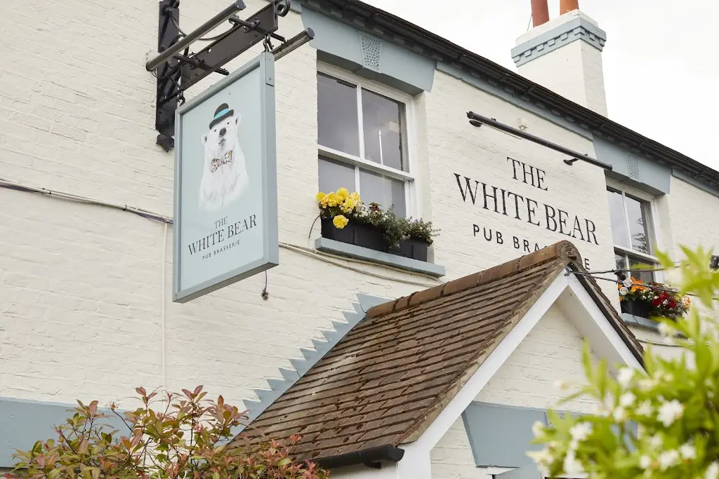 The White Bear_Ruislip_slider_image_1