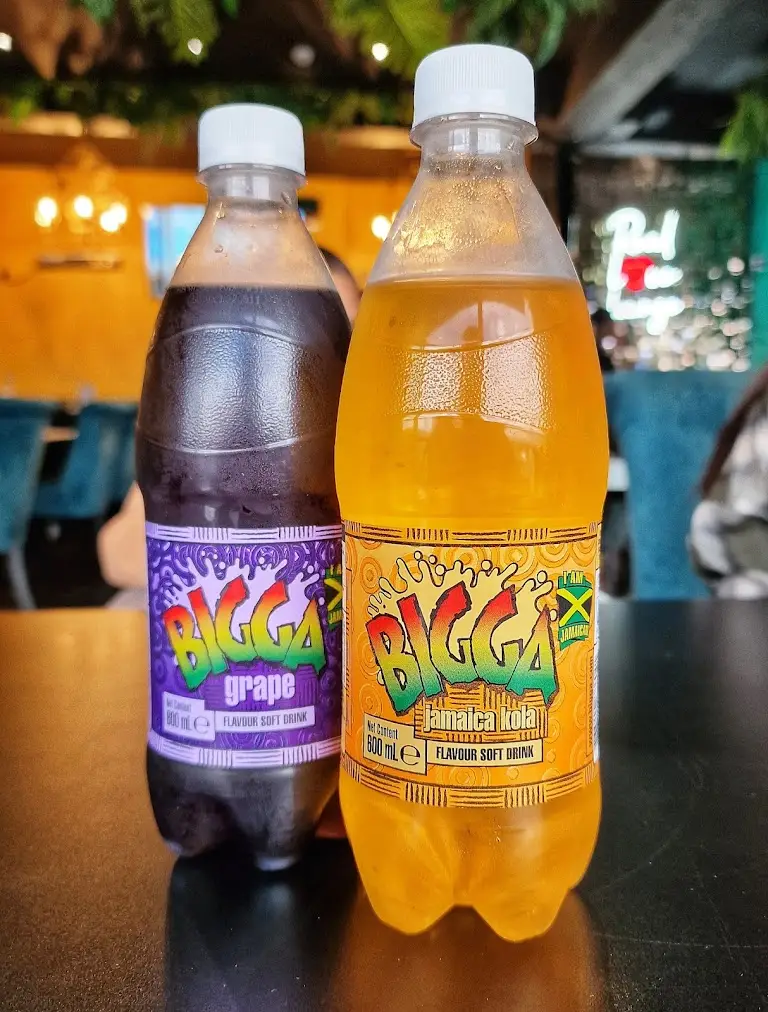 Kam_Real Love Lounge_Ruislip_reseña