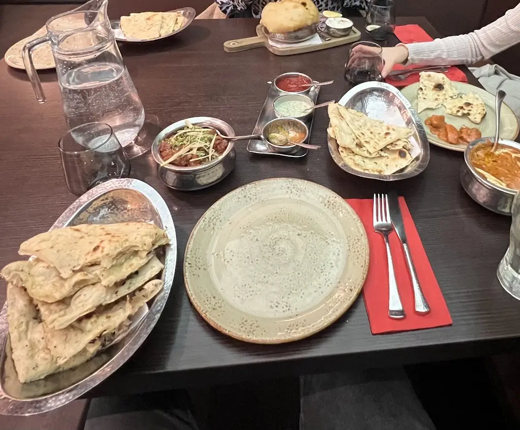 Michael Donaghy_Venue 5_Ruislip_review