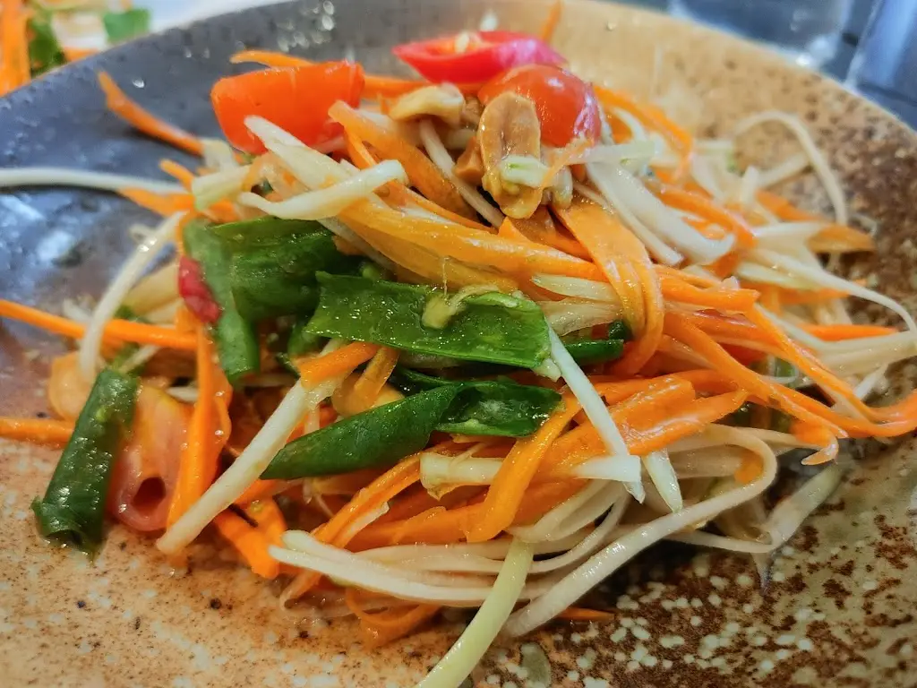 Menu_Kin Dee_Ruislip_image_3