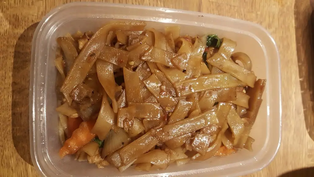 Alex Sim_Kin Dee_Ruislip_review