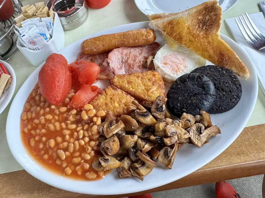 Thai Hoang_Victoria Cafe & Restaurant Ruislip_Ruislip_review