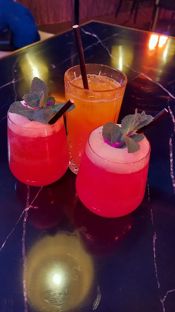 Eden Lounge_Ruislip_slider_image_3