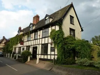 The Crossways Inn_Scole_slider_image_3