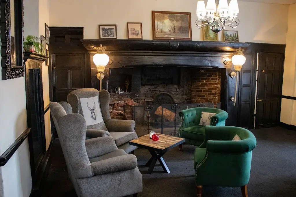 Parthenon Greek & Grill_Scole_slider_image_3