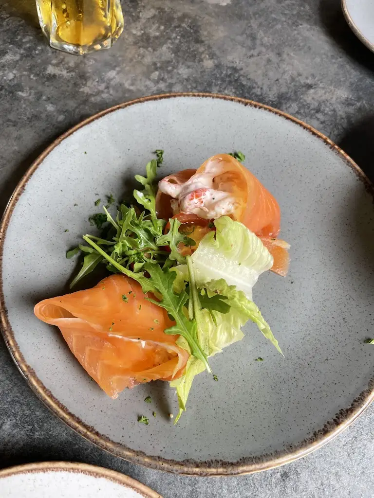 Julia Smith-Vidal_The Hand & Crown_Sawbridgeworth_recensione