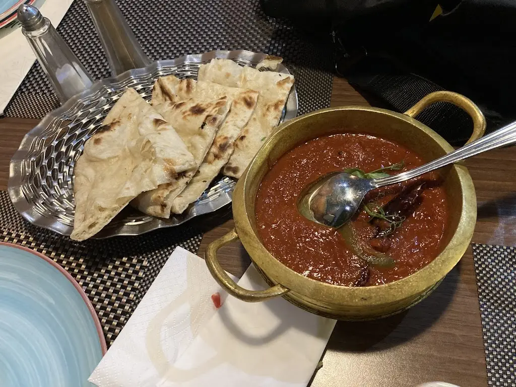 MrIntrepidExplorer_Spicy Tadka Basingstoke_Basingstoke_review