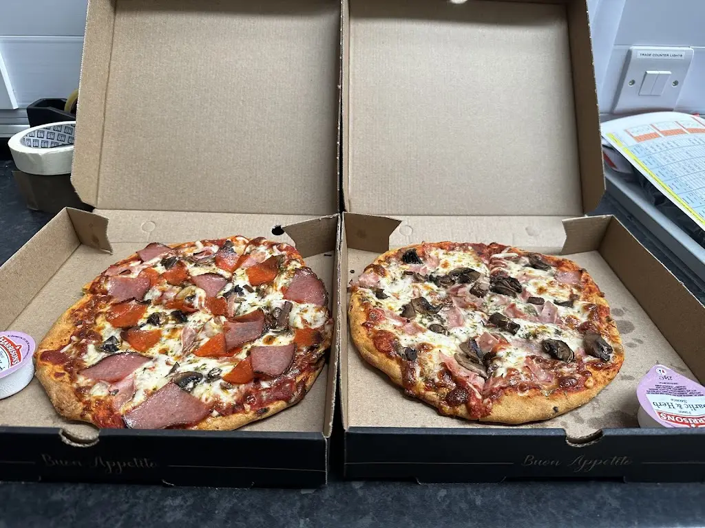 Jordan Greenwood _FeedWell Kiosk_Sawtry_recensione