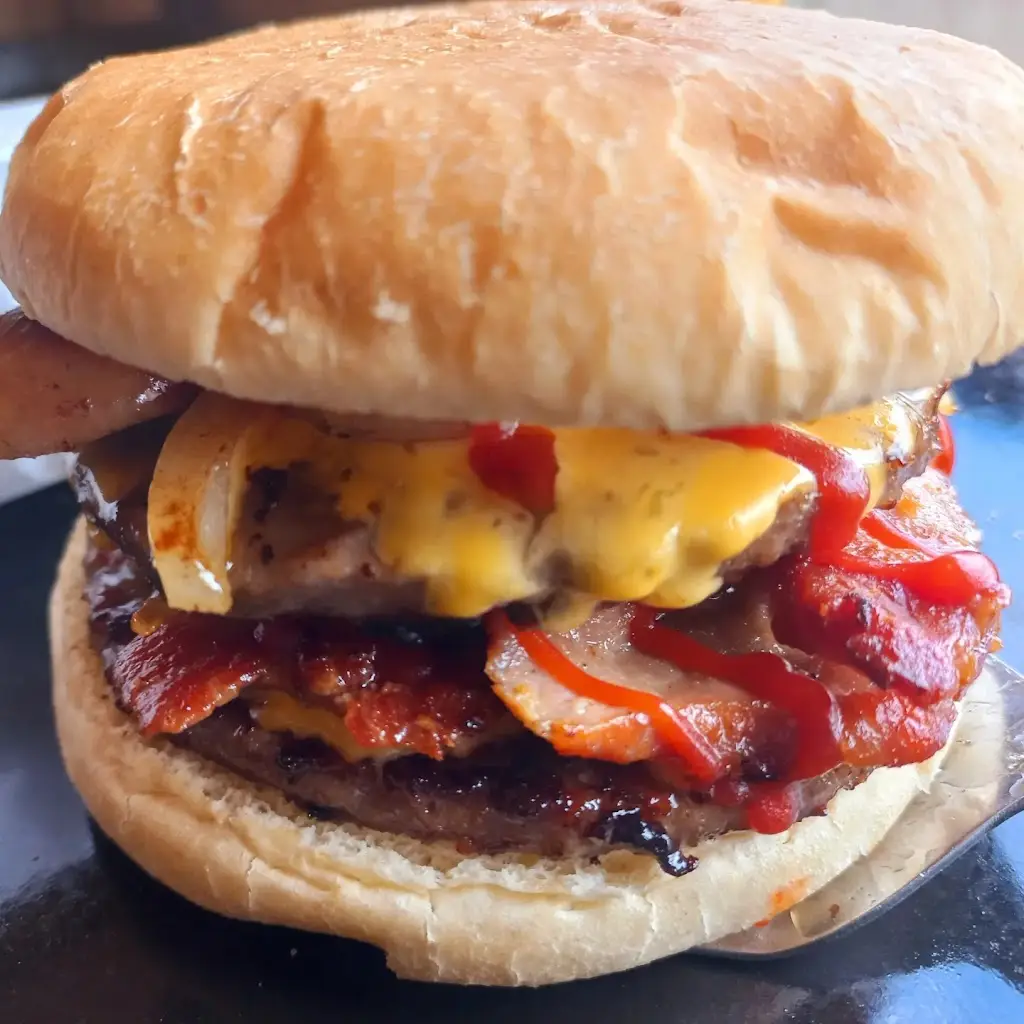 FeedWell Kiosk_Sawtry_slider_image_3