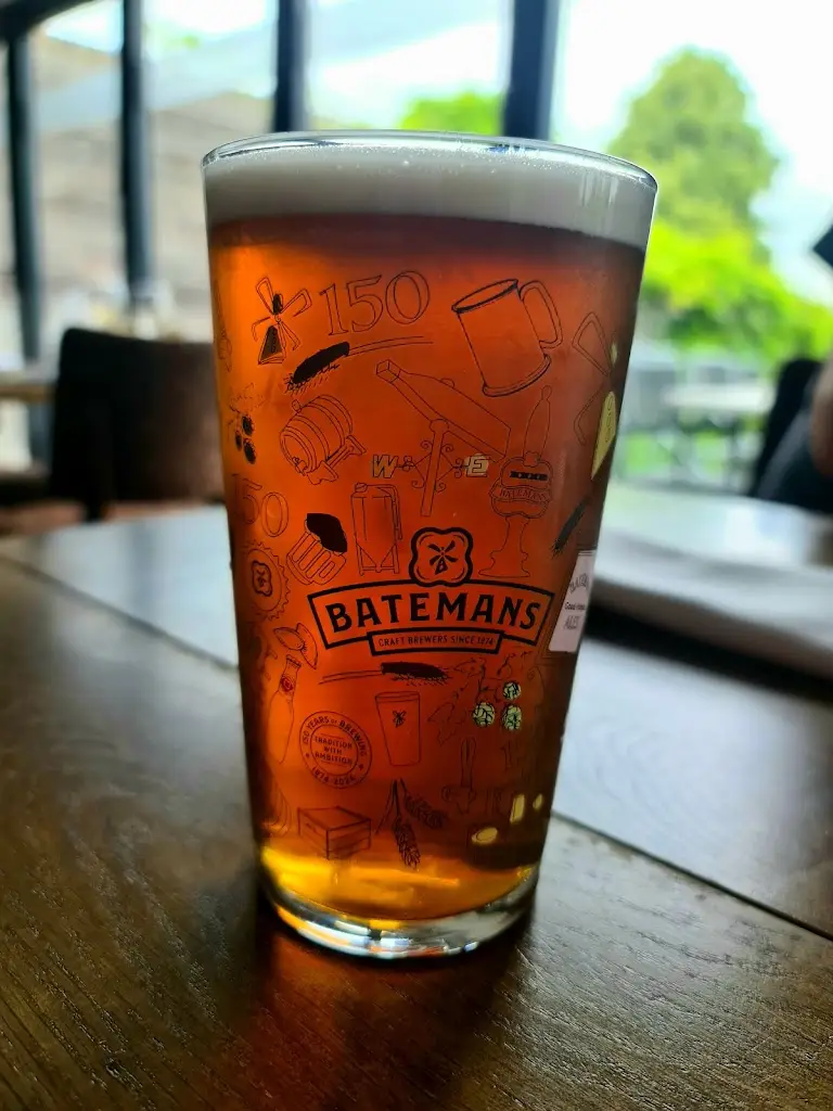 Menu_The White Swan_Scotter_image_2