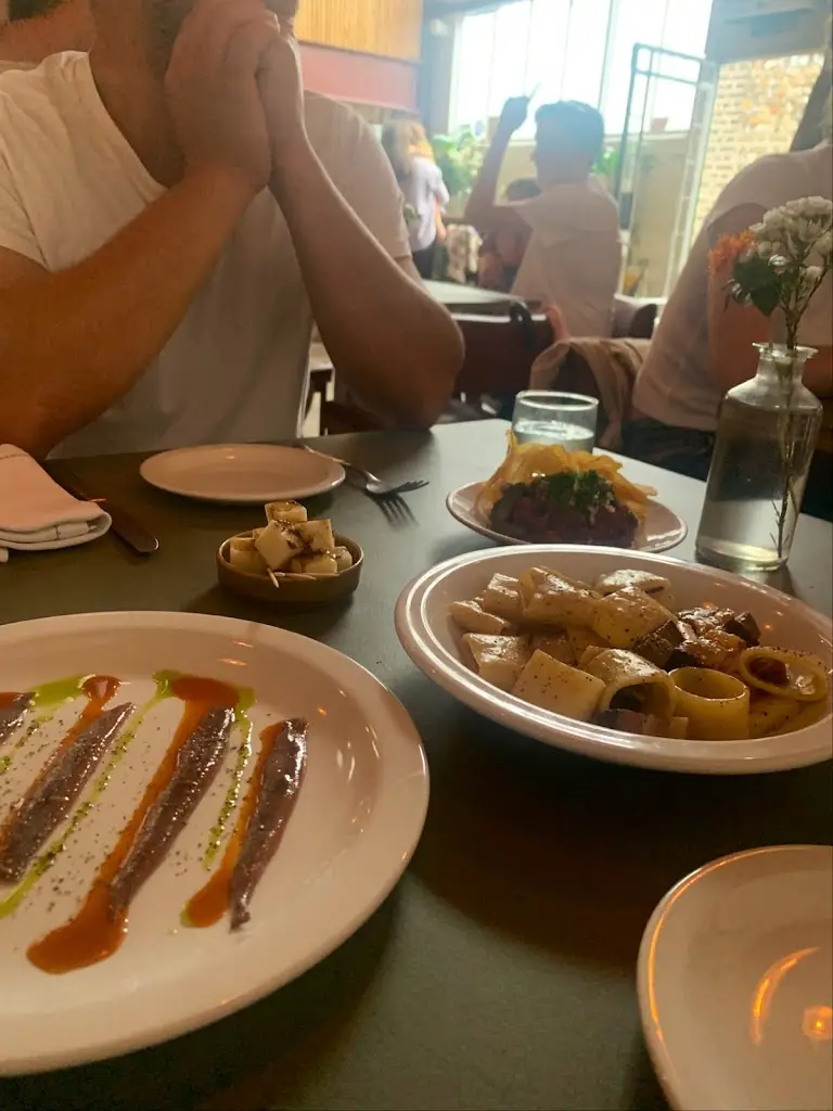 amy marriott_Chater's_Saffron Walden_recensione