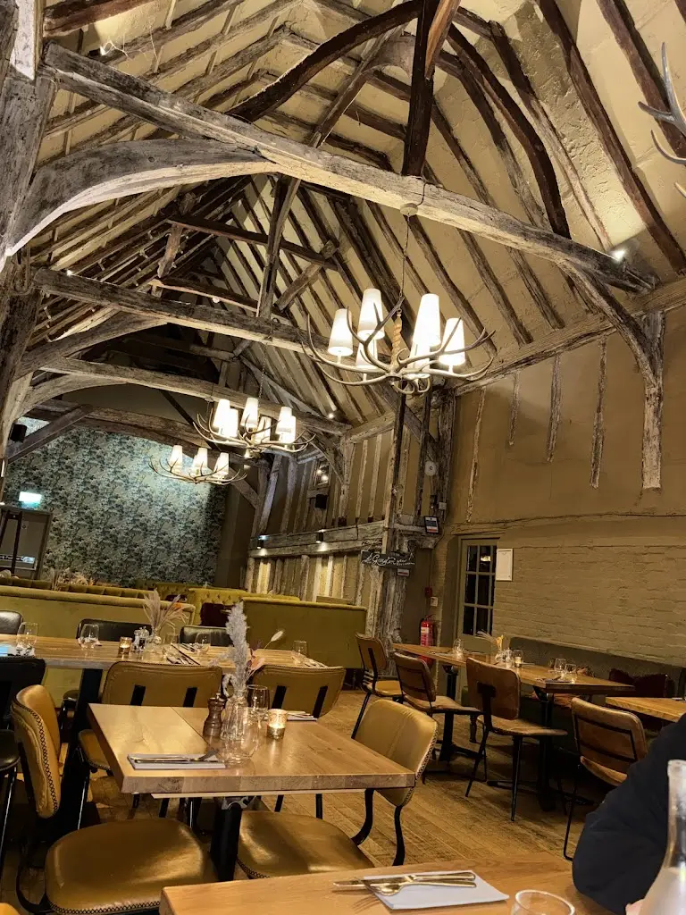 The Eight Bells_Saffron Walden_slider_image_2