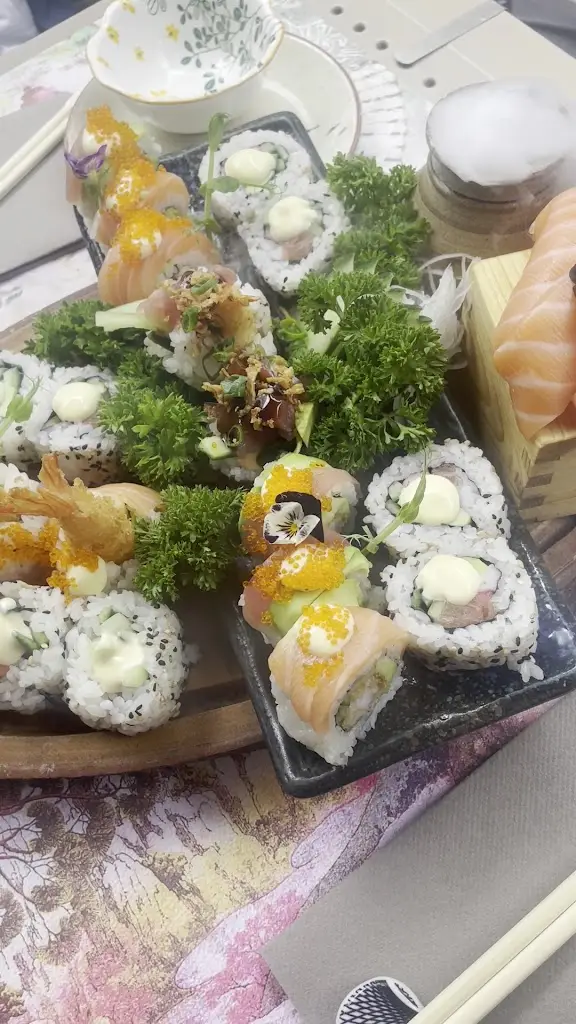 B W_Sushi & Salad Saffron Walden_Saffron Walden_review