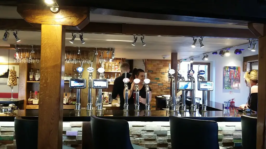 The Plough Bar & Grill_Saffron Walden_slider_image_2