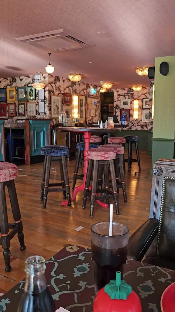 Orleto Lounge_Basildon_slider_image_2