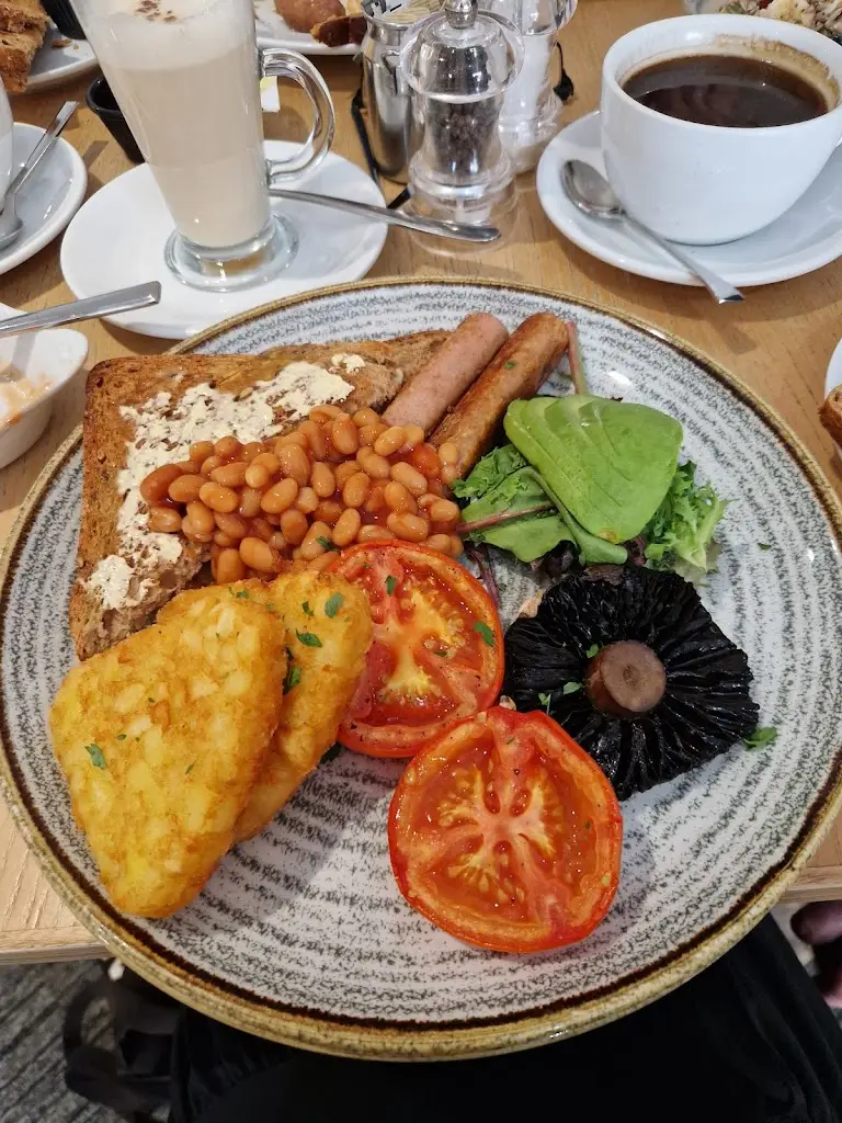 Sophia Nuttall_Gluttons_Saffron Walden_review