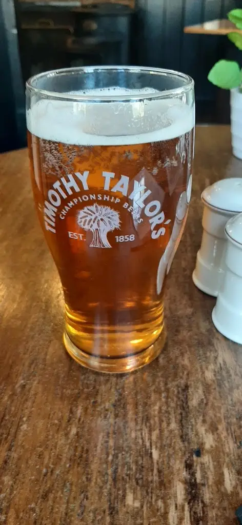 Menu_Axe & Compasses_Saffron Walden_image_2