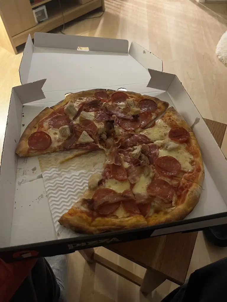 Menu_BELLA PIZZA AND GOURMET BURGER_Saffron Walden_image_9