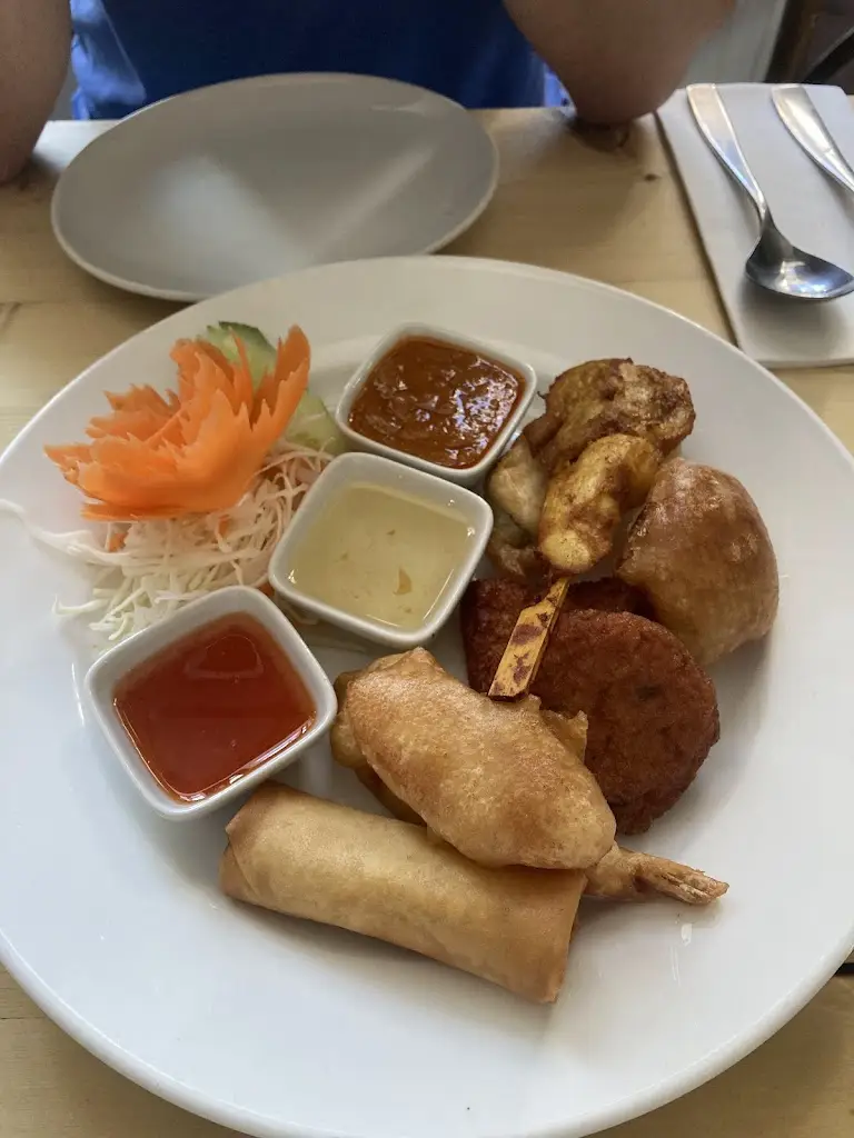 Rebecca England_The Crown & Thistle_Saffron Walden_review