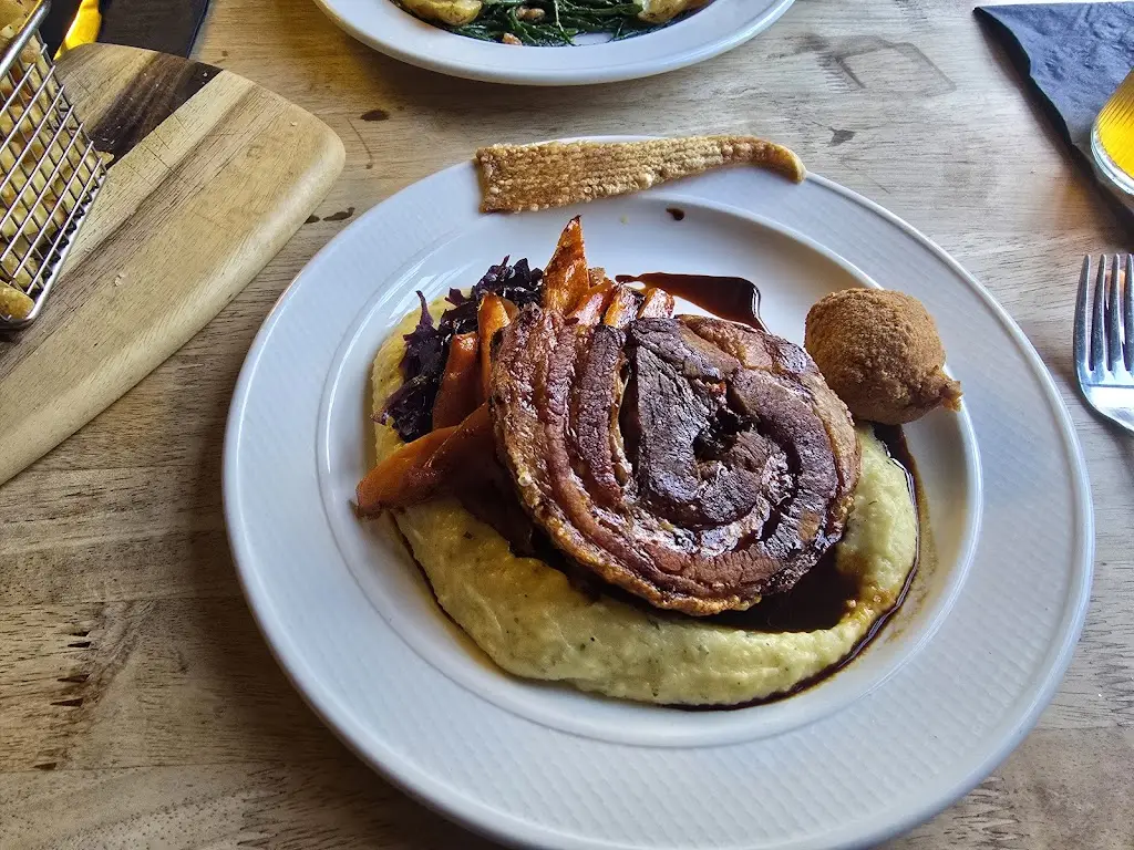 The Plough Great Chesterford_Saffron Walden_slider_image_3