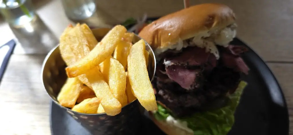 Coach & Horses_Saffron Walden_slider_image_3