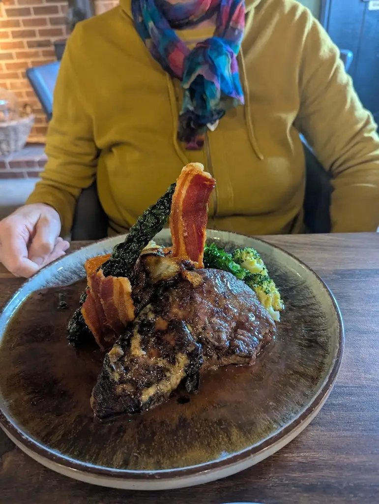 Yvonne Parkins_The Rose & Crown_Saffron Walden_review