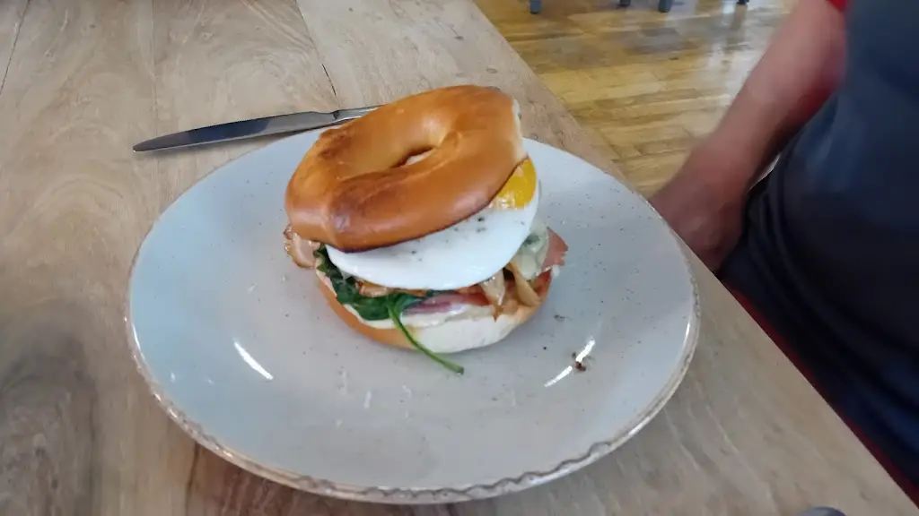 Laura M_Elder Street Cafe & Deli_Saffron Walden_review