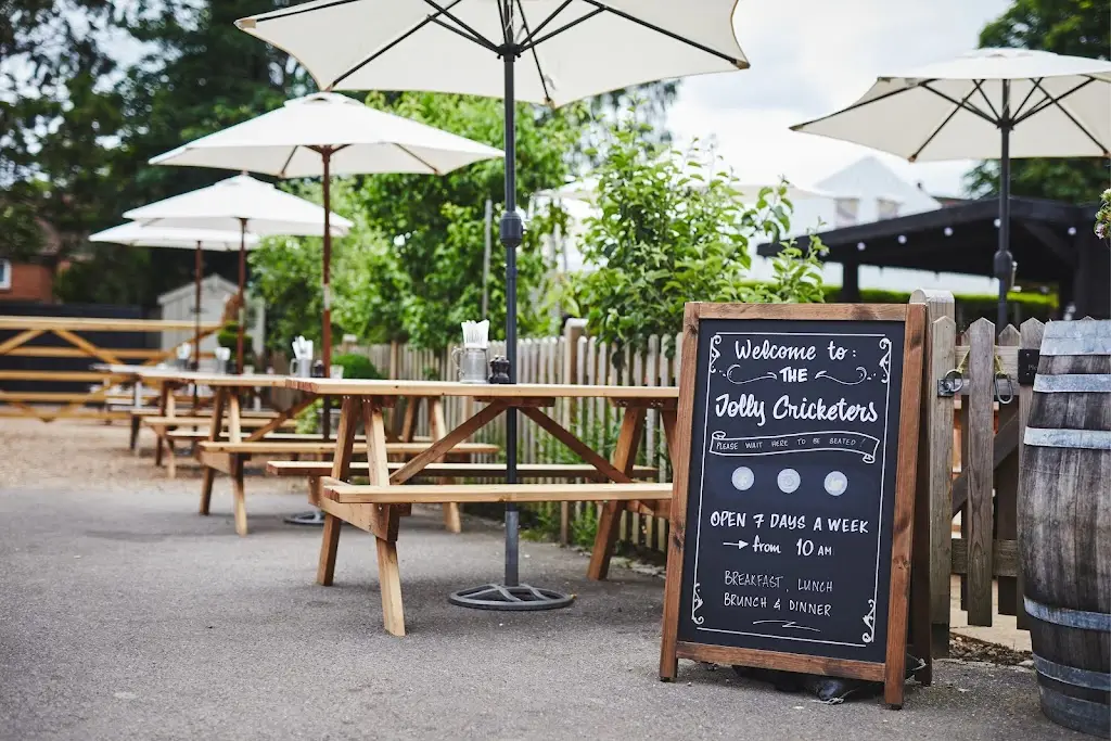The Jolly Cricketers_Seer Green_slider_image_1