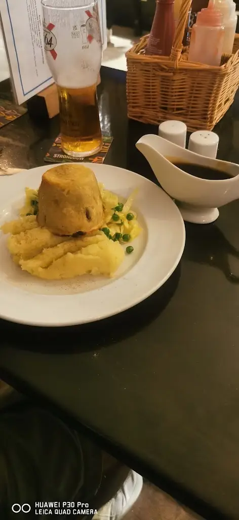 Clare King_The Greyhound, Sawston_Sawston_review