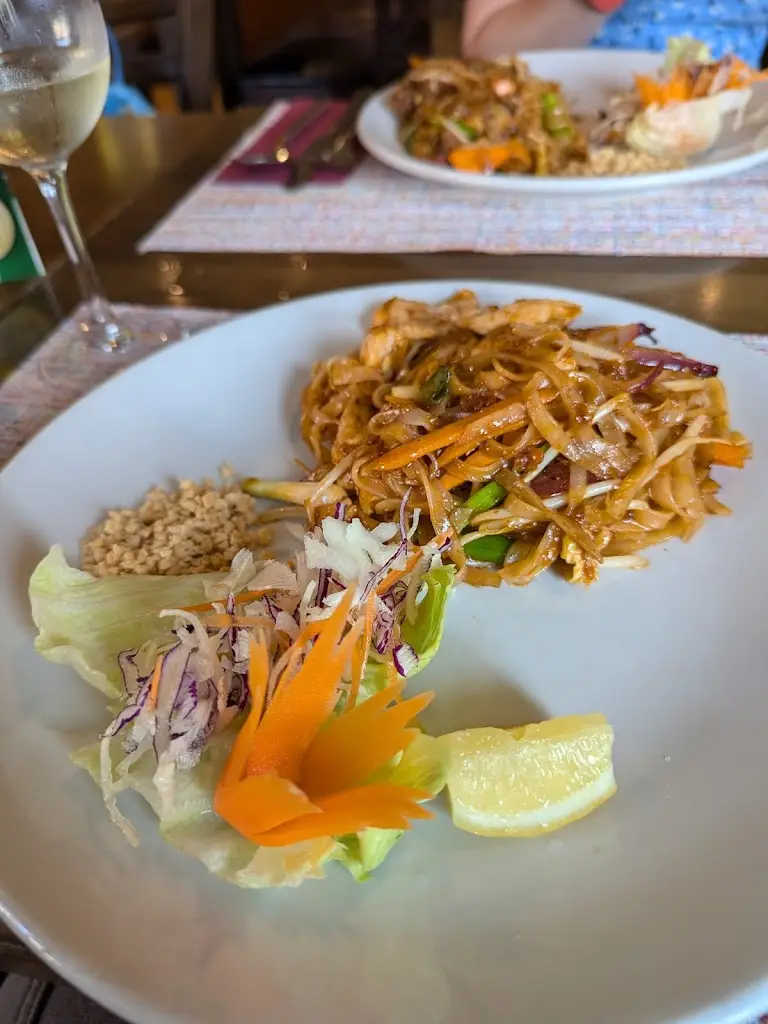 Menu_Thai Sunshine_Selby_image_3